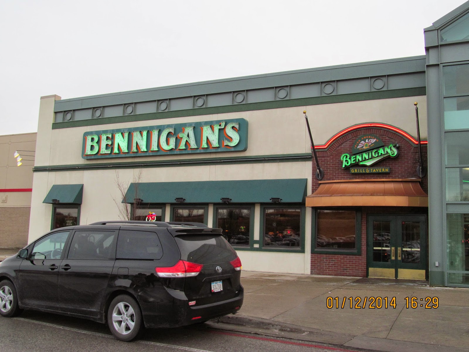 Individual retailer’s hours may differ, so it’s best to contact stores individually. Trip to the Mall Coral Ridge Mall (Coralville, IA)
