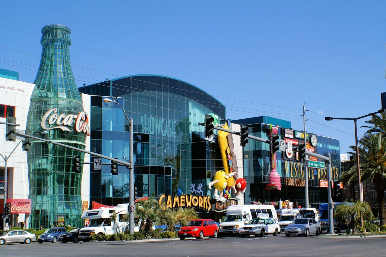 Web tiktok video from sam locksmith (@samlocksmith): World Of CocaCola Coca Cola Museum Las Vegas